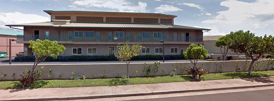 "Convenient Location Near Airport, Harbor & Hana Highway"